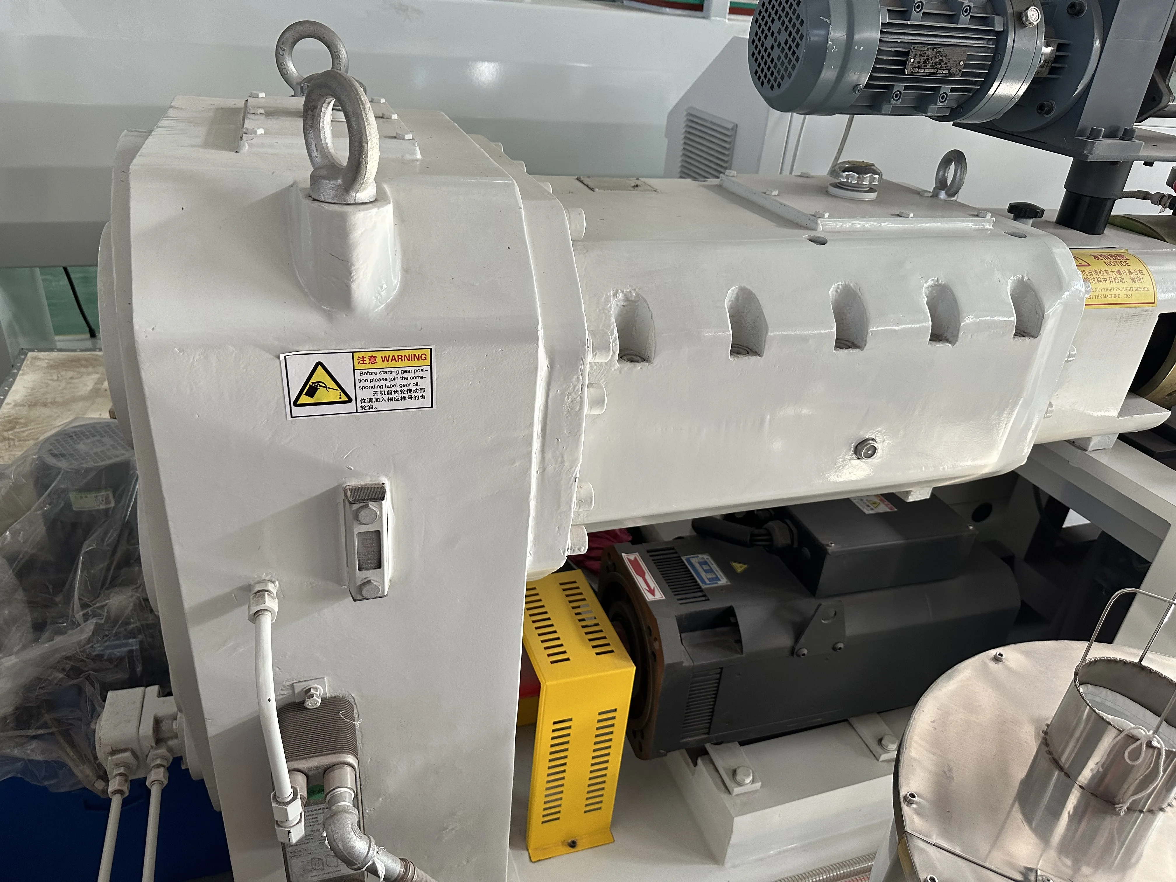 PVC conical twin screw extruder SJZ80/156 with Bimetallic screw and barrel