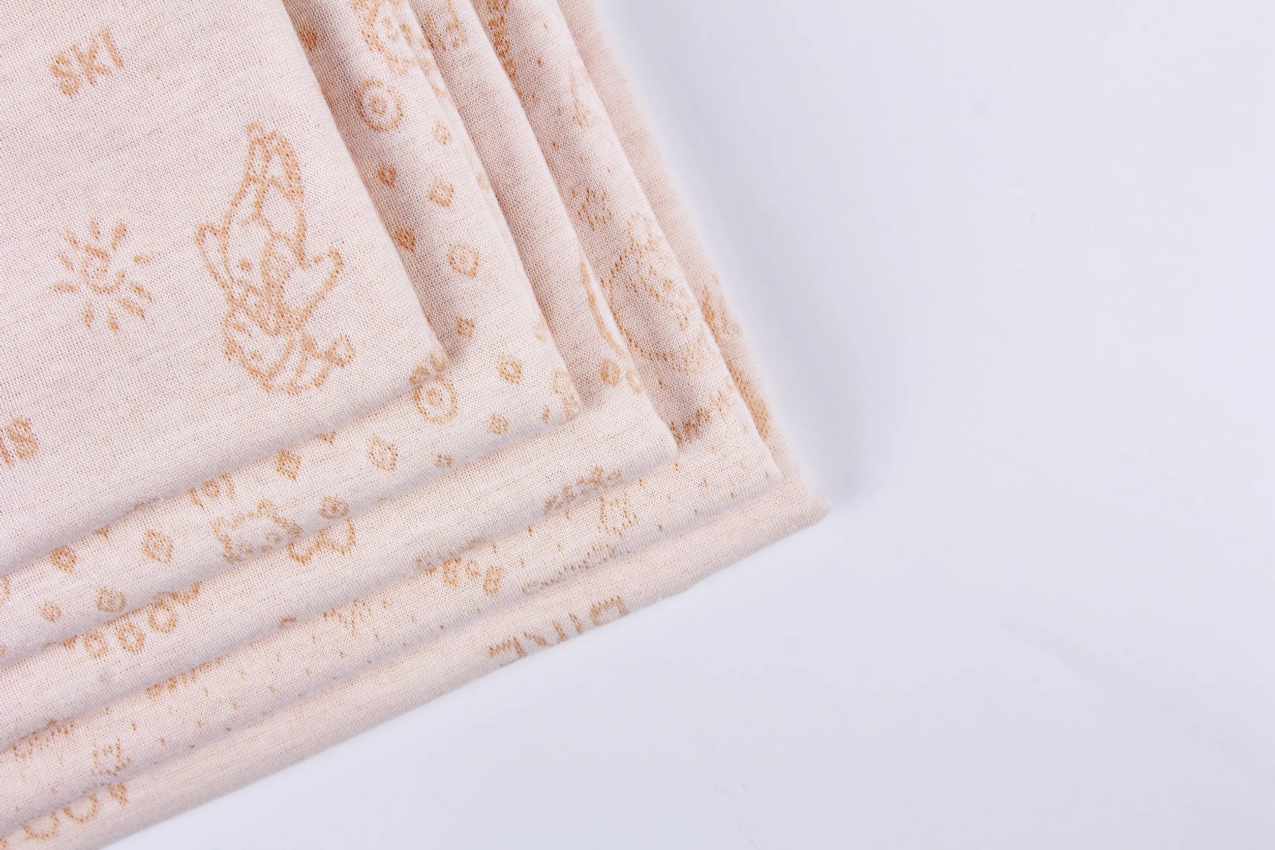 High Quality 185gsm Knitted Natural Colored Combed Cotton Soft Jacquard 100% Interlock Fabric Cotton