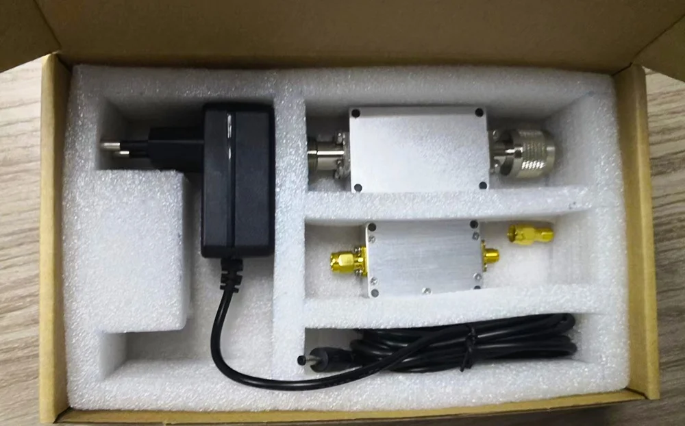 Best Helium Amplifier RF Bidirectional High Rejection Adjustable Gain Low Noise Figure 868 Mhz Helium Amplifier