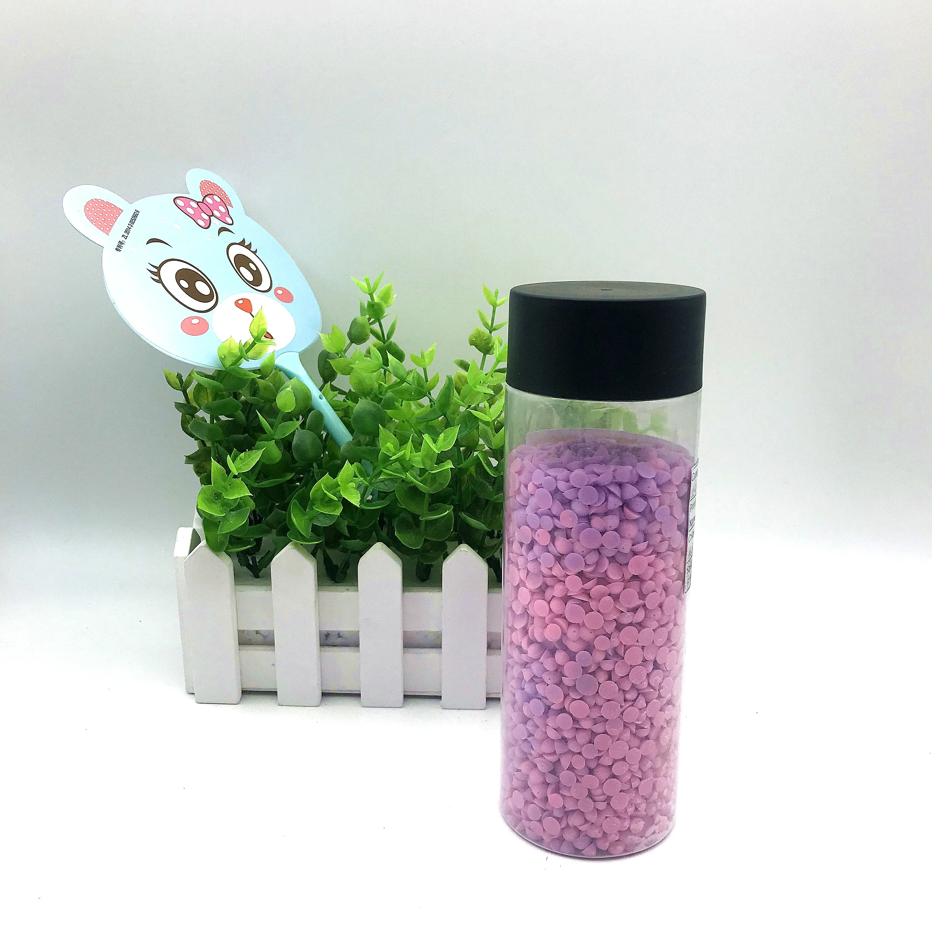 Weak Cationic Softener Flake, pearl, soft feeling and fluffy for towel, woollen sweater, denim Fabric or Jeans