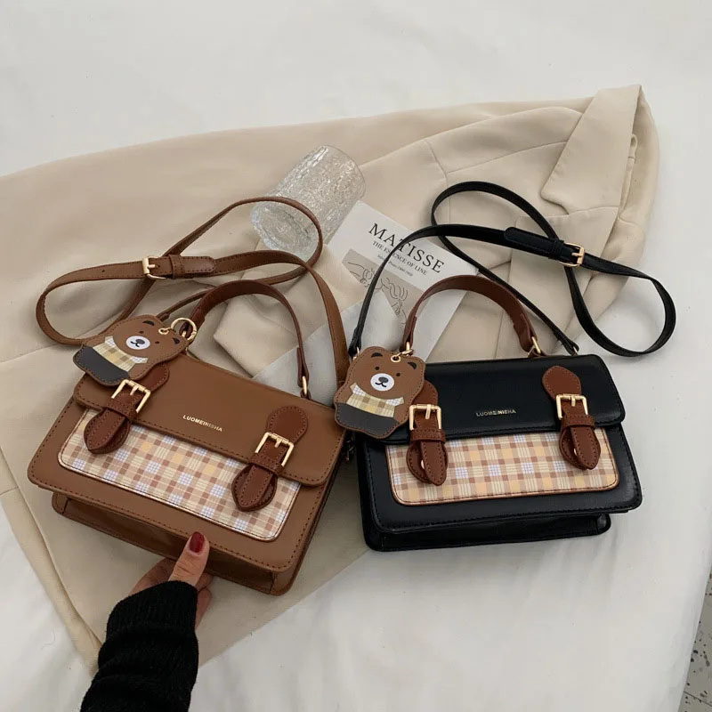 Fashion Pu Leather Single Shoulder Messenger Bag 2022 Wholesale Price Women Bags Branded Ladies Handbag With Bear Pendant