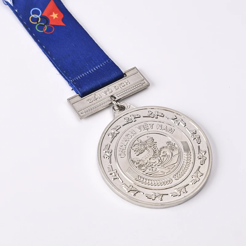 2024 Noble Manufacturer Wholesale Latest Alloy Distinguished Medal Badge Silver Awards Craft customized colorful metal Medal