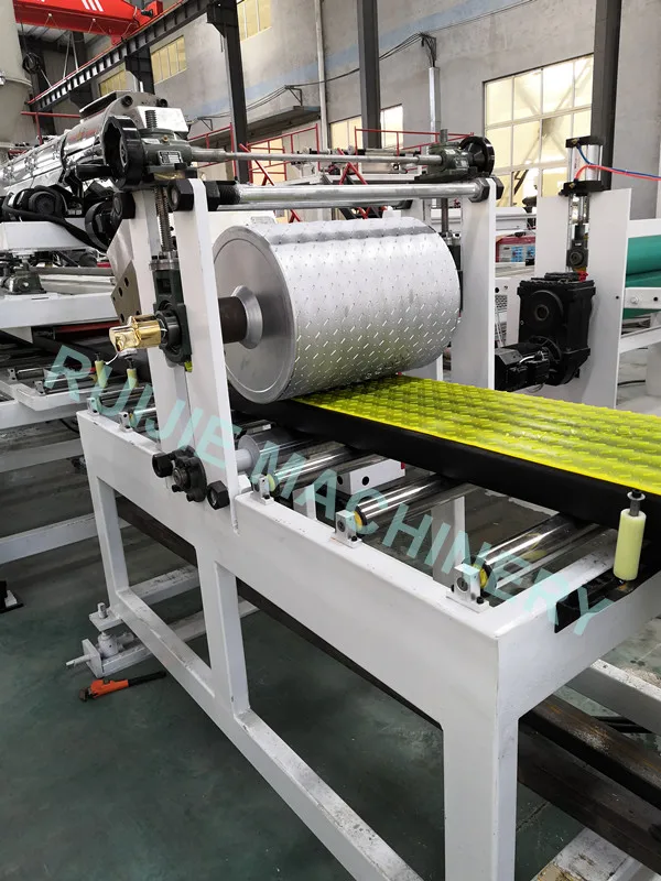 Extruder Machine For Produce HDPE Non-slip Ocean Marine Pedal For Aquaculture Farming Swimming Pool Water Platform Farming