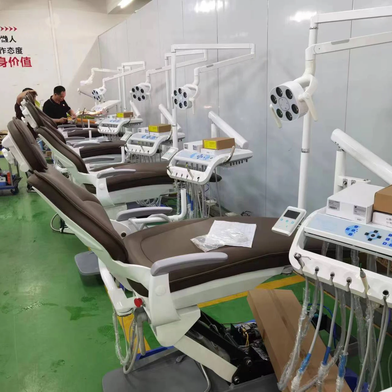 A4 For lefty American type Latest Hot Sale Dental Chair Unit Equipment for Hospitals and Clinics Dental Unit Prices