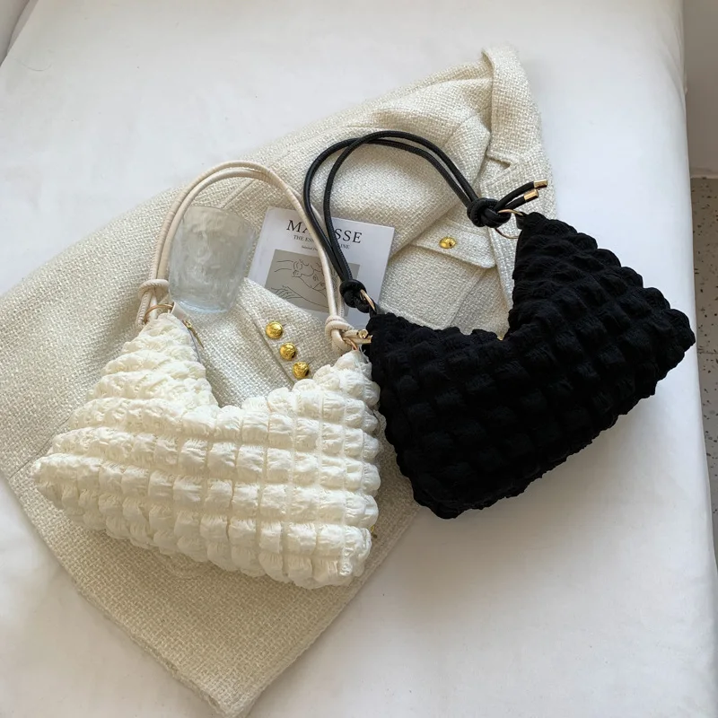 2022 New Large Capacity Women's Bags Soft Canvas Zipper Cloud Underarm Shoulder Bags Cloth Lady Bag Portable 