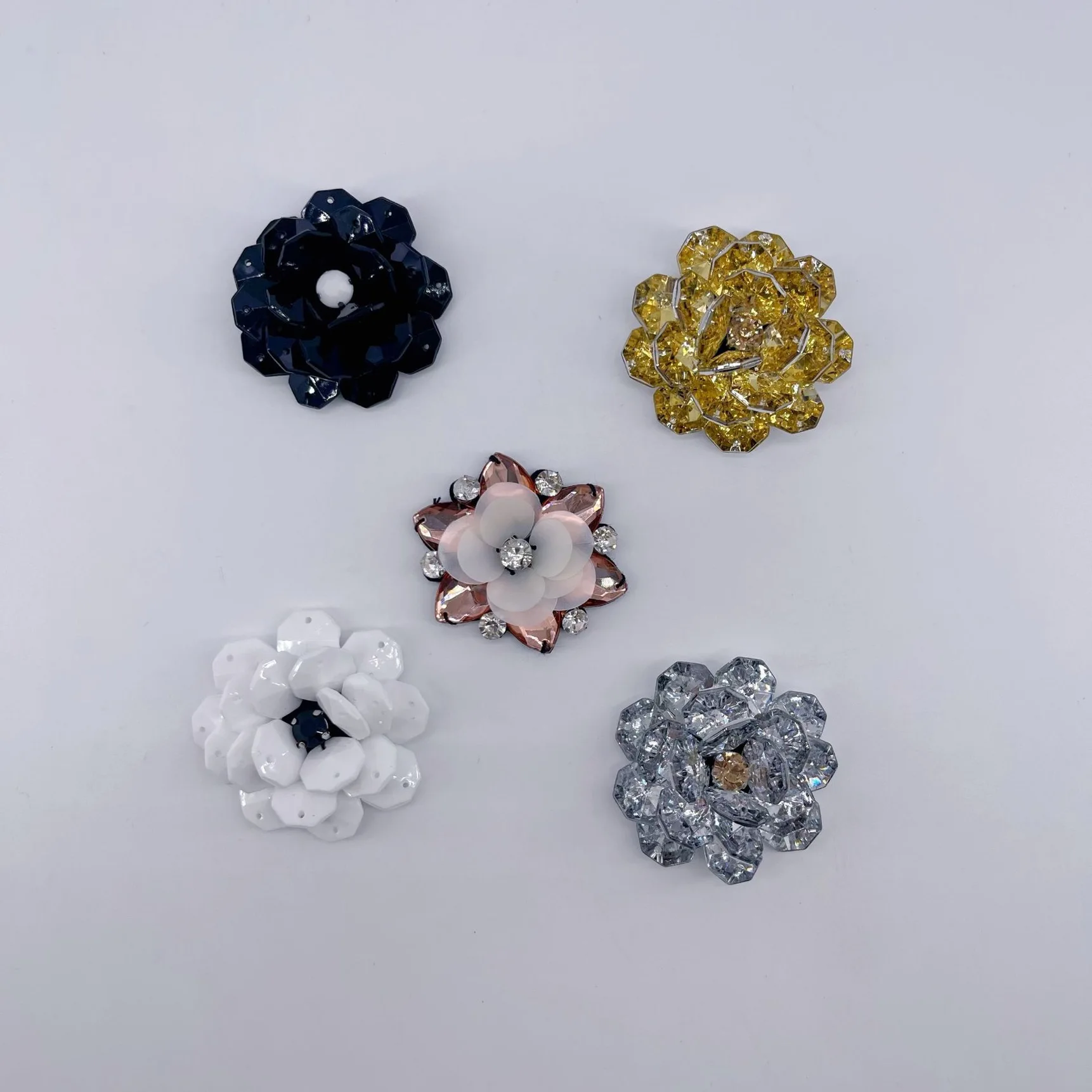 factory acrylic Sequin Flowers Handmade Flower Sew on Patches for Shoes Bags Garment Accessories Craft Jewelry Dress Making