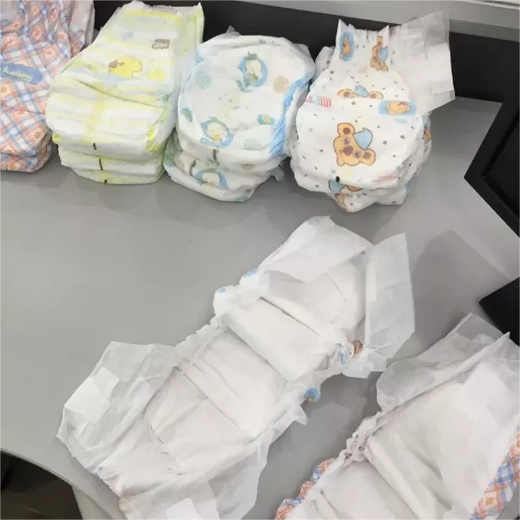 B grade Baby Diaper in Bale Baby Diaper product cheap bulk Economic Baby Nappies Manufacture in China for Africa