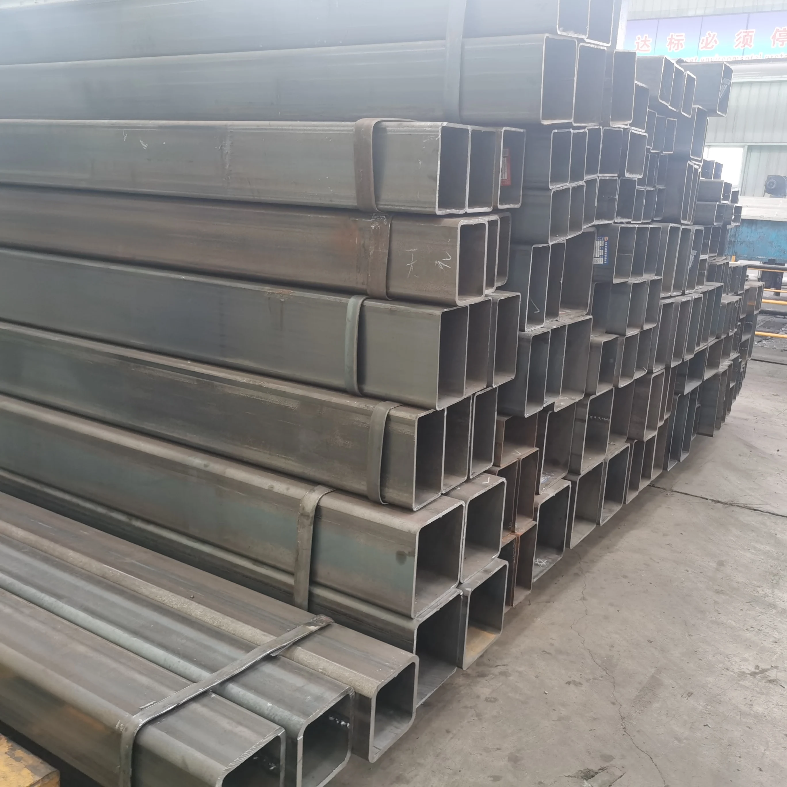 High quality  Chemical equipment with  large diameter thick wall square tube can support cutting manufacturers  Rectangular tube