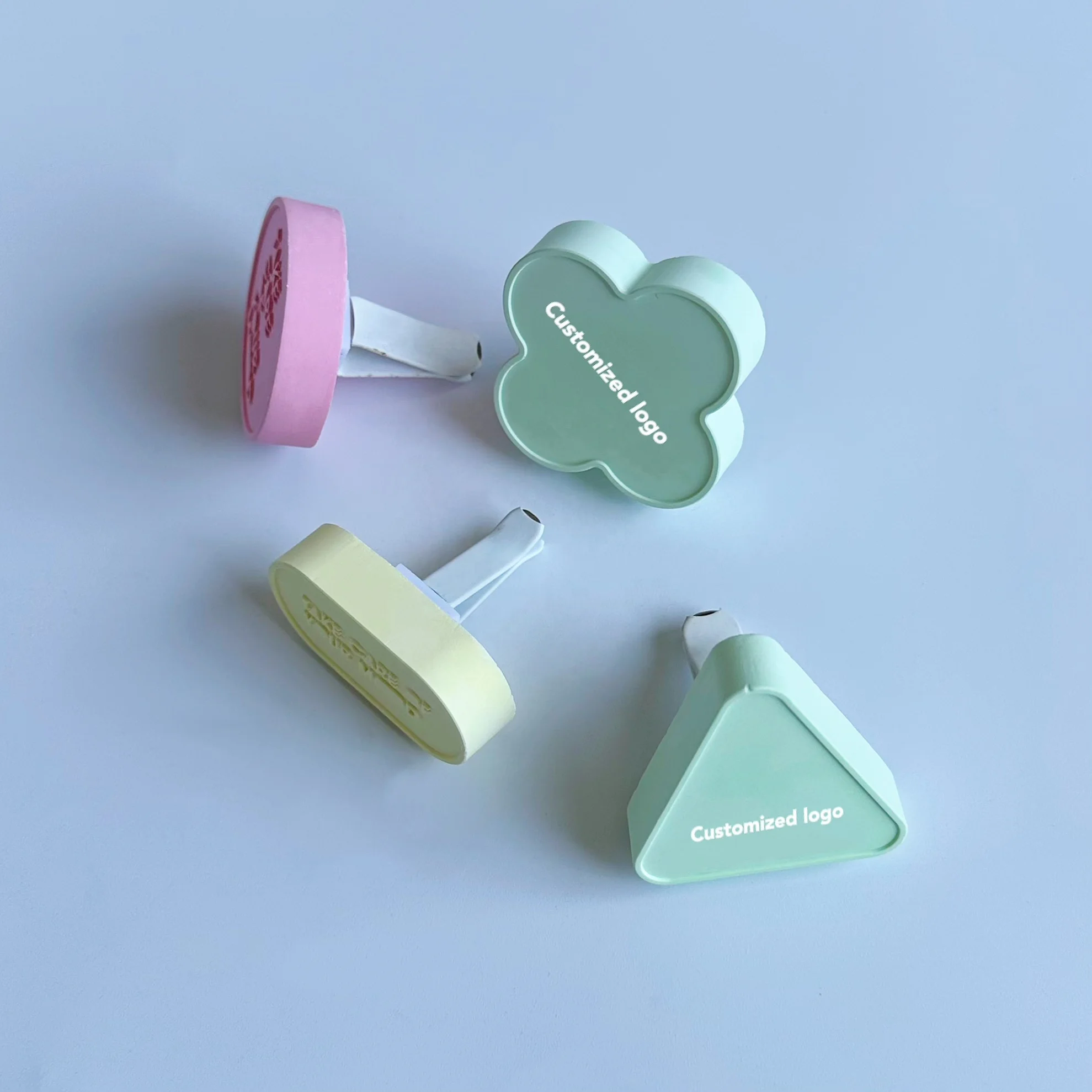 Customized Shape Flameless Car Air Freshener Auto Vent Clip Natural Pefumed Ceramic Fragrance Diffuser