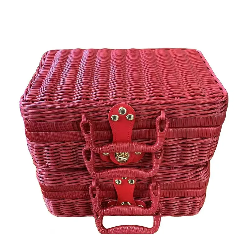 ins Retro PP Rattan Portable Storage Decorative Woven Wedding Gift Box Picnic Storage Basket Wicker Suitcase with Hand Gift Box