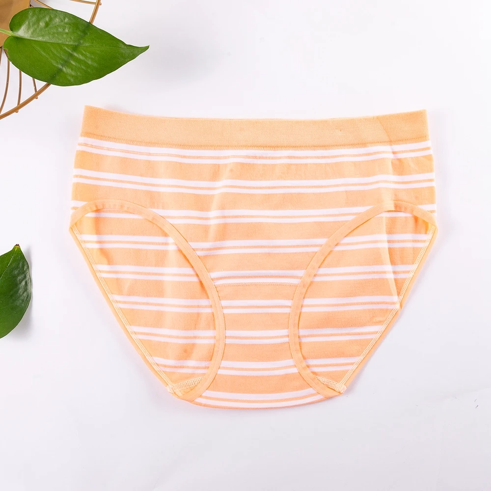 Fashionable striped design sporty girl seamless panties  plus size bikini seamless panties suitable for women