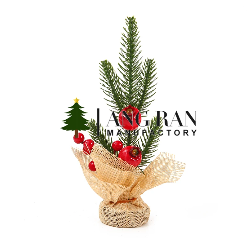 Custom 2020 New Design Mini decoration natural outdoor artificial wood 20cm-25cm small Christmas tree