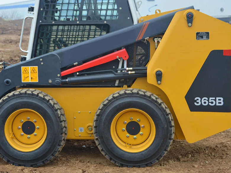 ORIEMAC CLG375B Track Skid Steer Loader Attachment for Skid Steer Loader