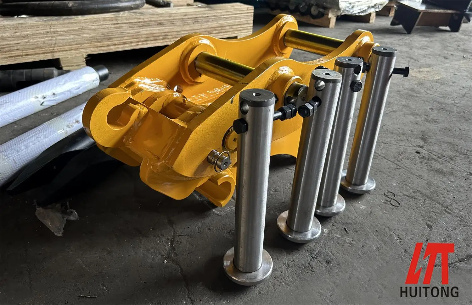 Huitong Manufacturer Direct Sale Quick Coupler With Pins and High Quality for Various Excavator Model