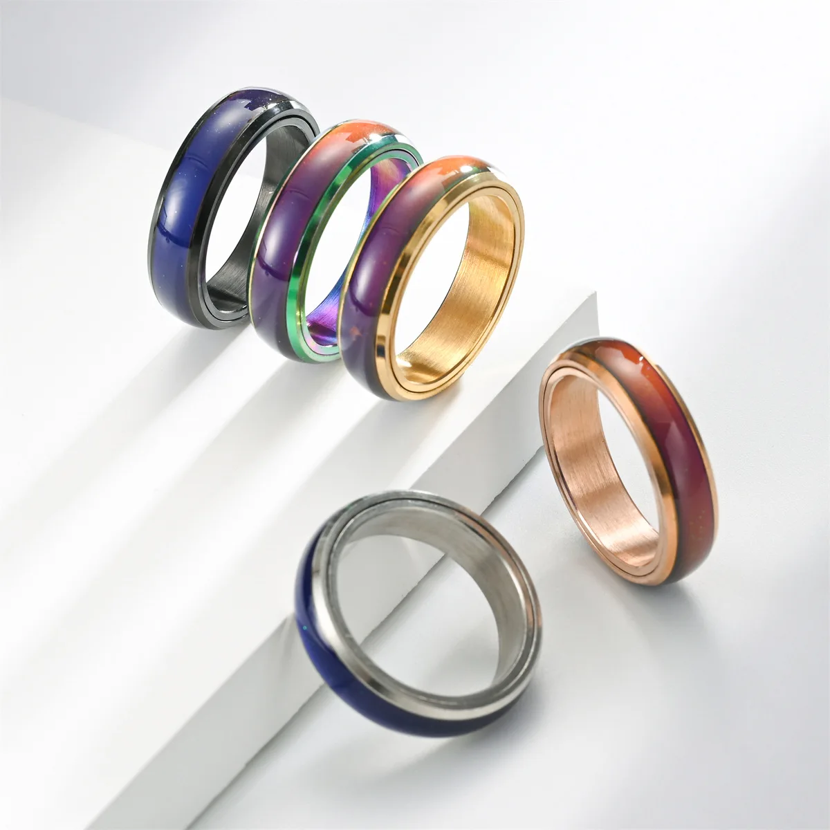 New 6mm 18K Gold Plated Stainless Steel Temperature Sensitive Glaze Changing Color Rotatable Mood Rings For Men Women Couple