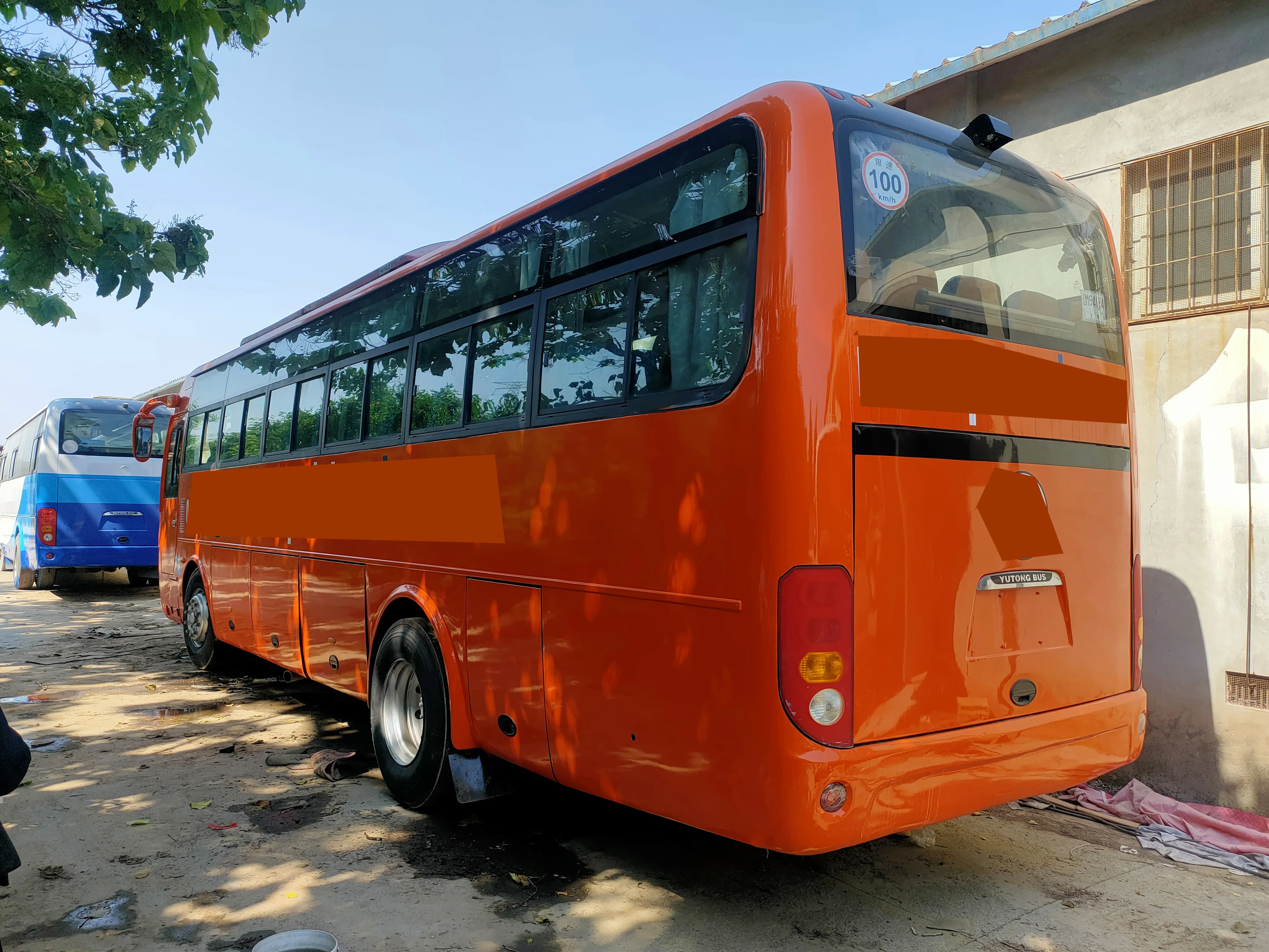 Б/у Yu-tong Rhd автобус 58 мест 2 + 3 компоновка Роскошные автобусы для Зимбабве пассажирский продажи