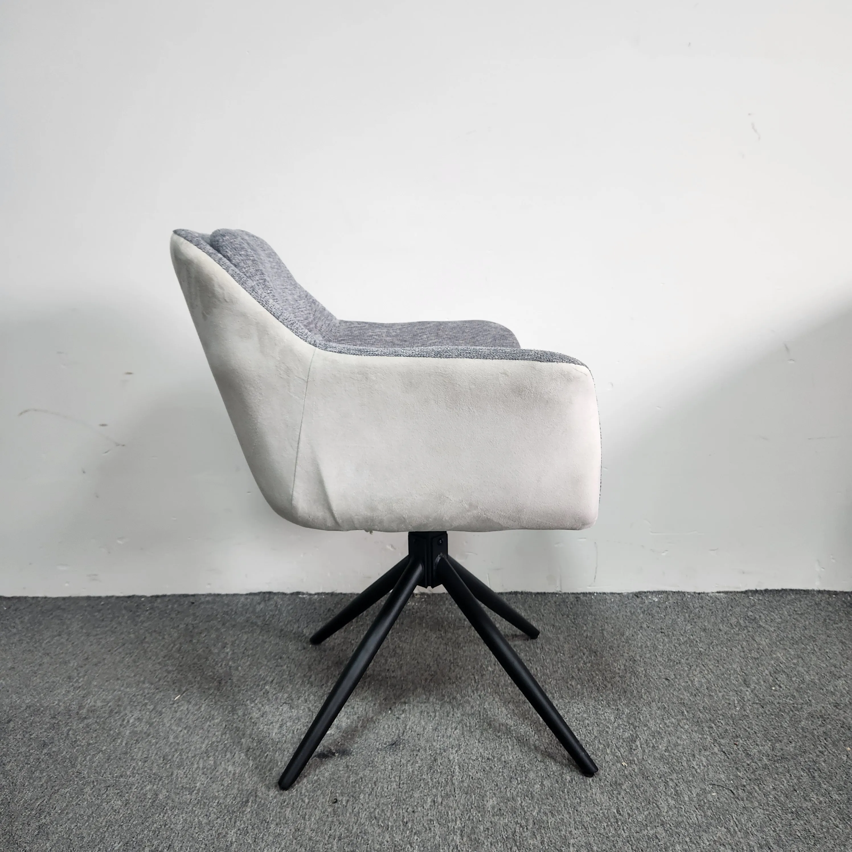 Hot Sale Nordic Modern Living Room Fabric Upholstered Swivel Accent Chair with X-shaped Matte Black Metal Base