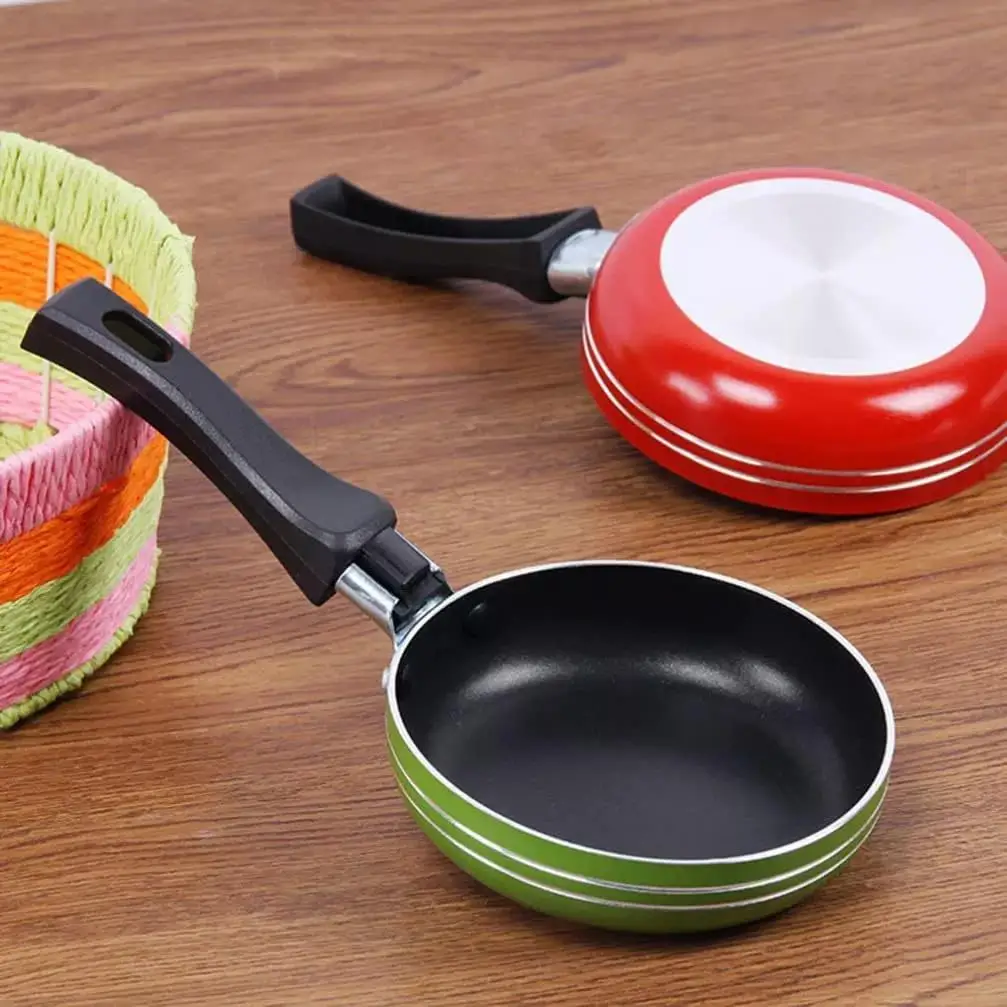 Huochu Cheap Price 12 CM Pressed Nonstick Aluminum Mini Egg Frying Pan for Home Kitchen Cooking