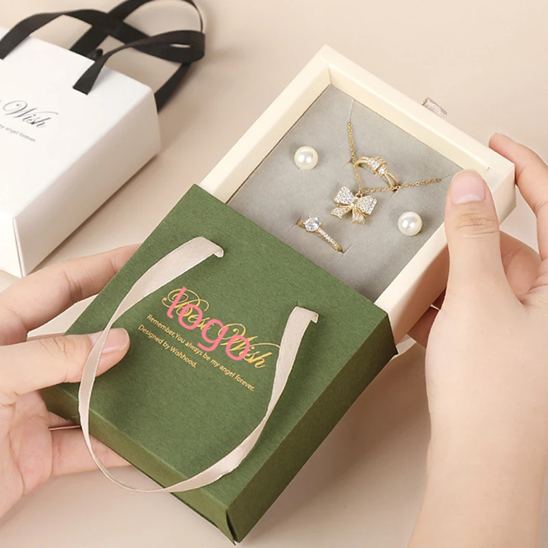 Hot-selling factory wholesale custom logo jewelry box packaging small jewelry box packaging small gift boxes for jewelry