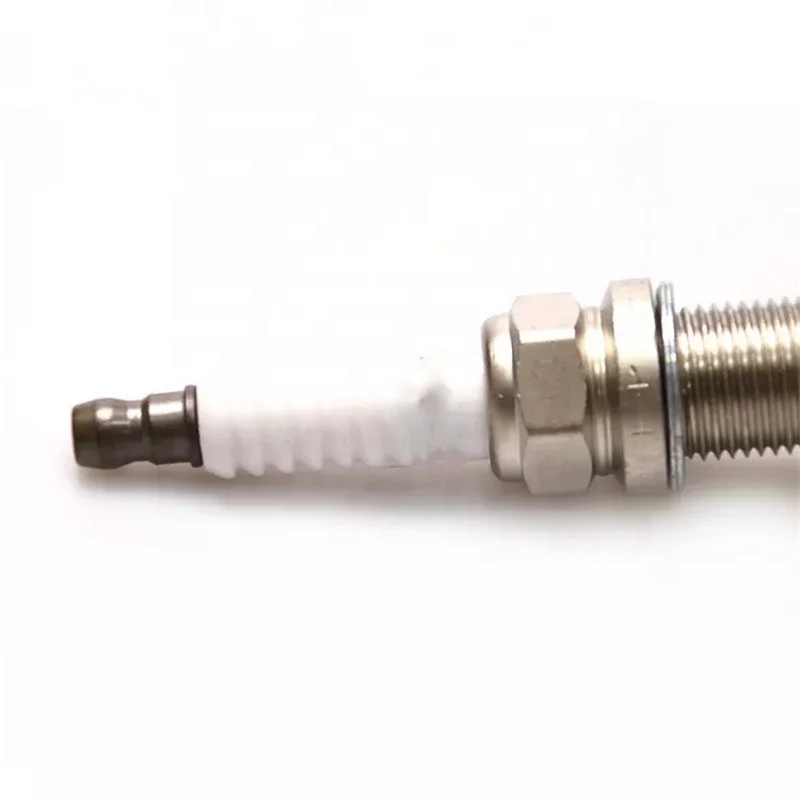 OEM 90919-01230 Hot Selling Auto Parts Spark Plug Car Spark Plug For Toyota