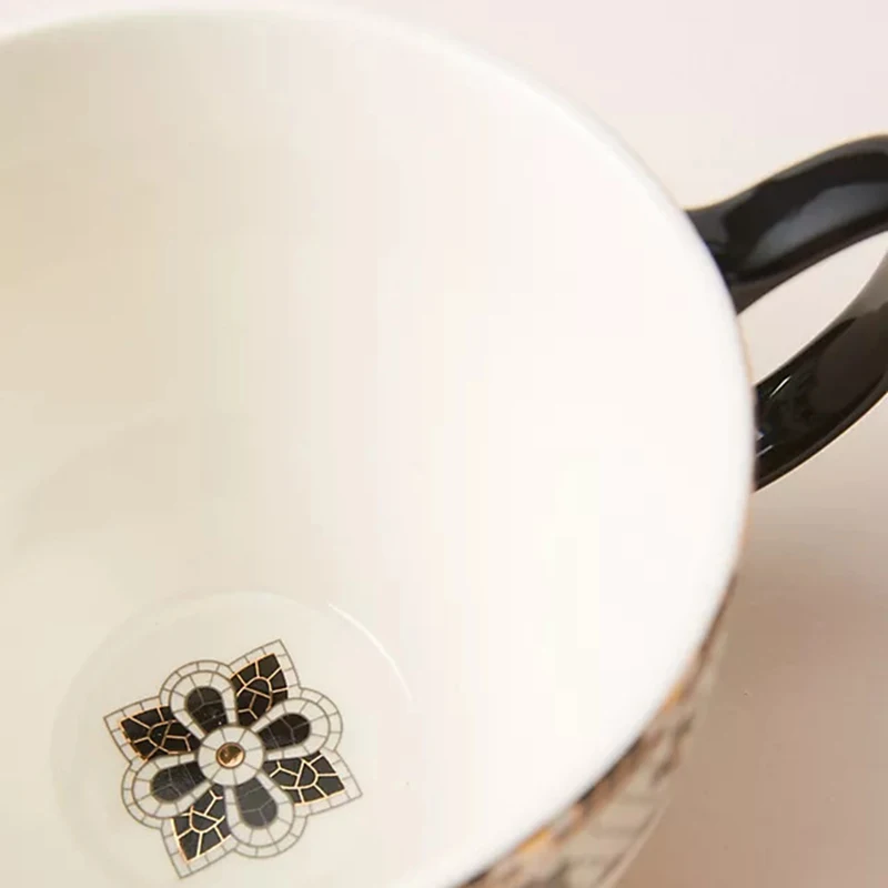 Высококачественные китайские обеденные тарелки новый дизайн керамическое блюдо для отеля золотой ободок набор праздничных чашек и тарелок