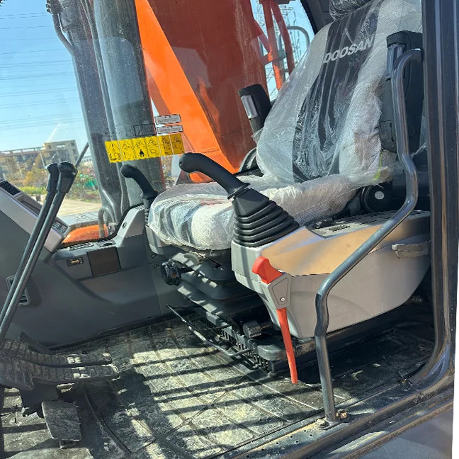 Doosan DX300LC-9C Excavator Used with Yanmar Engine 8-9 ton Operating Weight Pump Core Component Immediate Availability for Sale