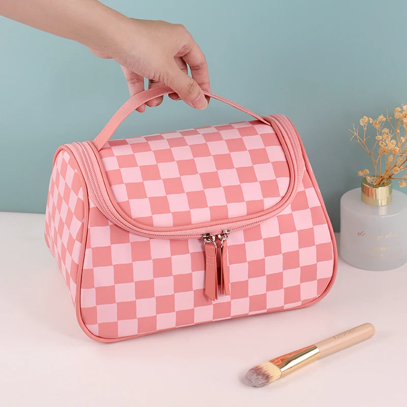 OEM Ciffnoo NO.10656 pink checkered printed Large capacity makeup storage nylon cosmetic bag with logo
