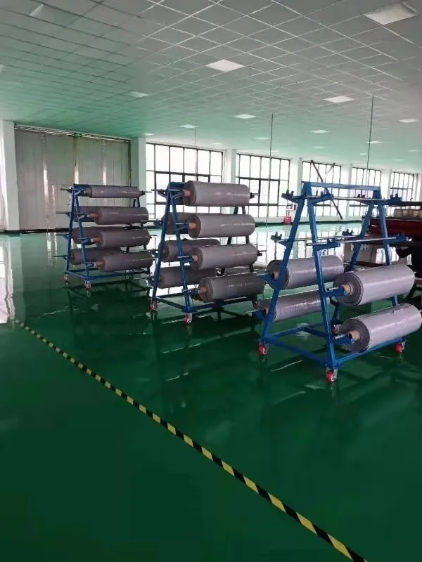 Чрезвычайно тонкая пена aerogel для охлаждения и теплоизоляции холодильников