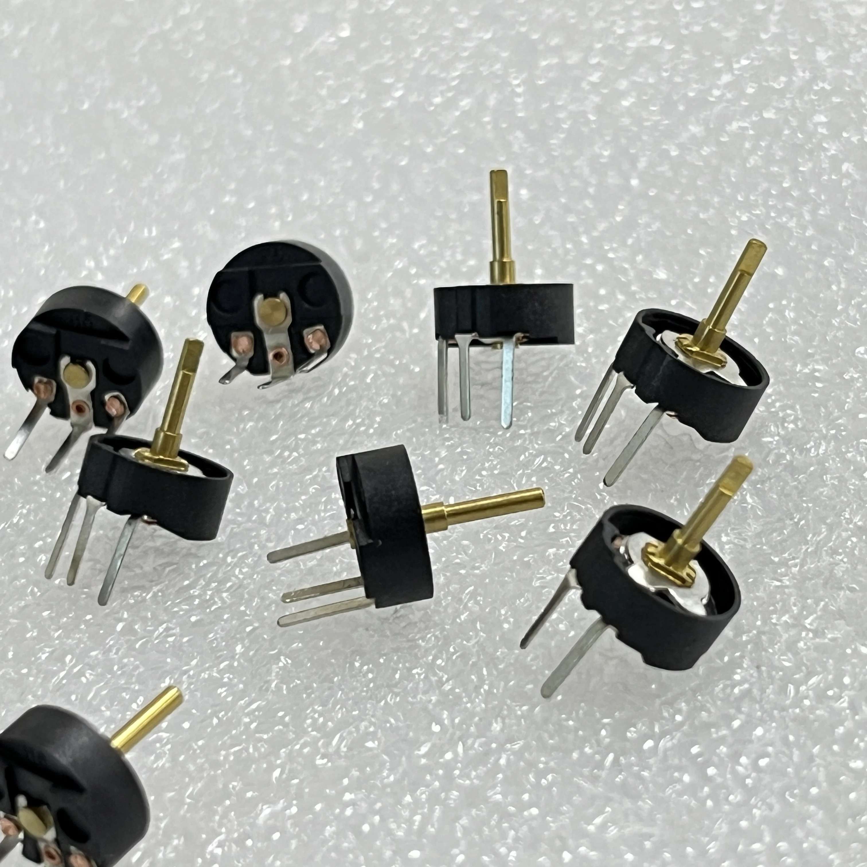 noble XV0711PH-0B5K SENSOR 357 SENSOR PP12SR SENSOR XV09914NPH7.75F0B10K potentiometer