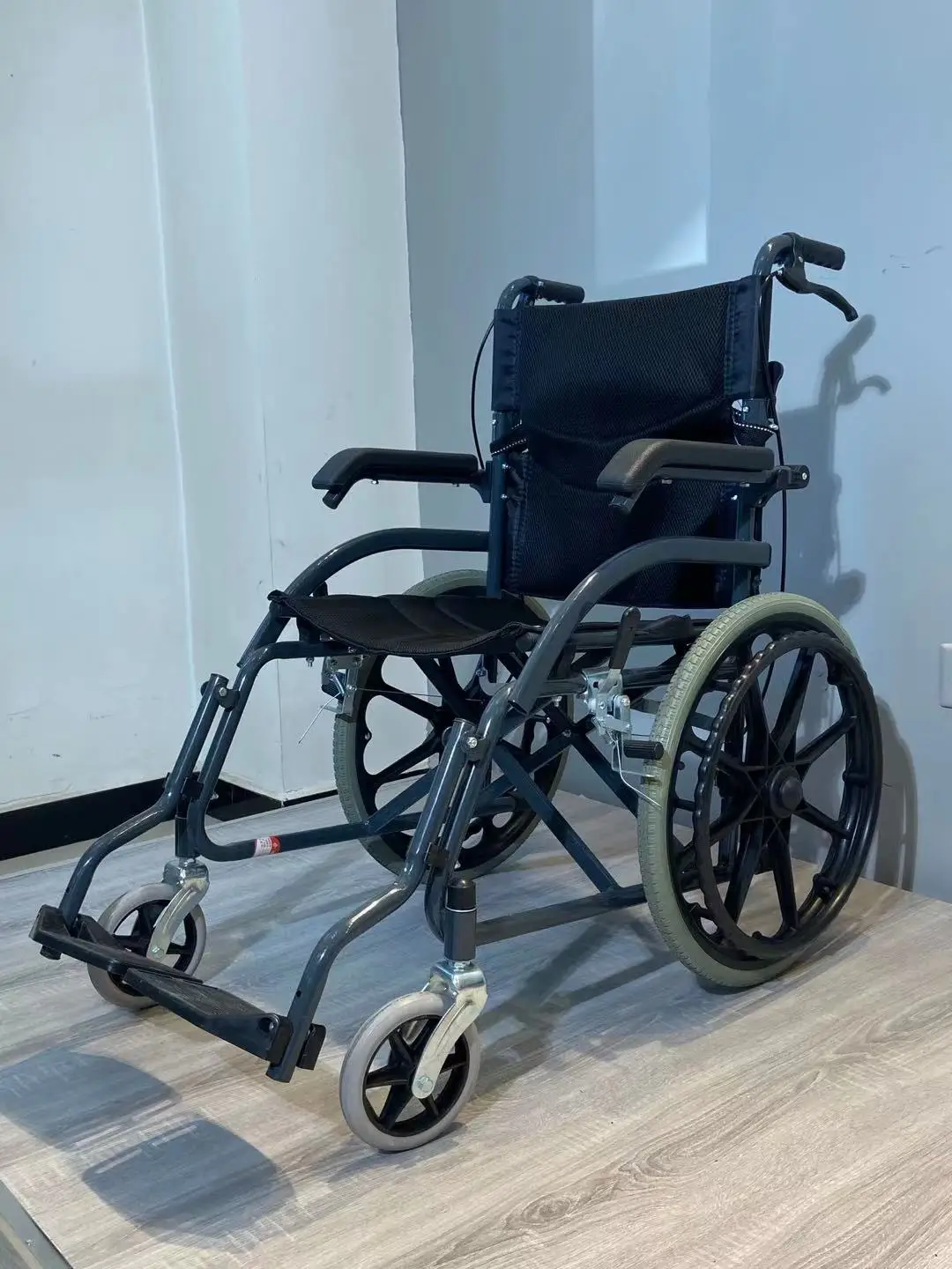 Factory direct 16 inch manual wheelchair