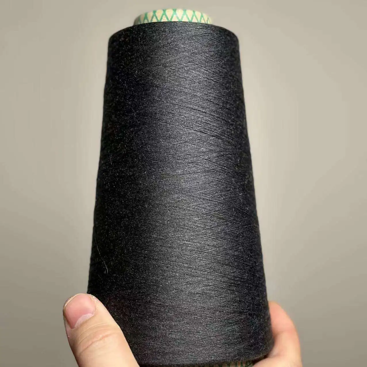 Customized Best Price Dyed Polyester Blended Yarn Knitted Polyester Yarn