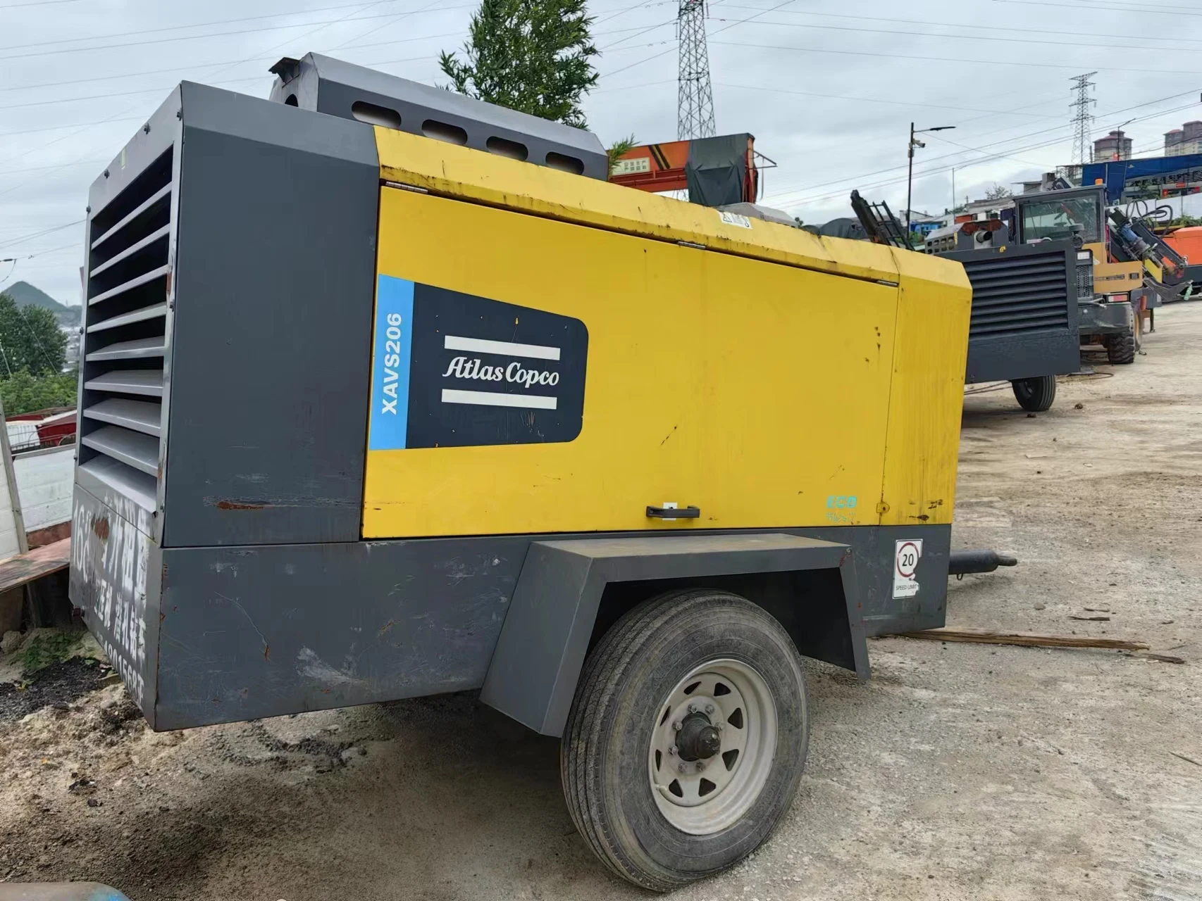 Diesel screw moving air compressor