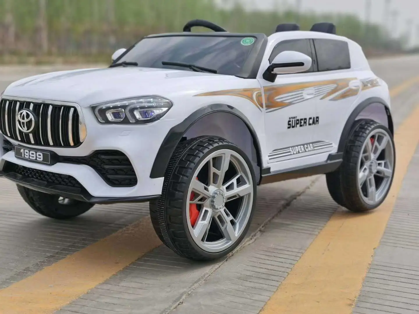 Newly Kids Driving Electric Cars With Double Seat Big Battery Kids Electric Car Rechargeable Kids Electric Ride On Toy