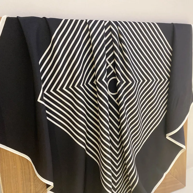 Silk Scarves 16mm Silk CDC Custom Designer Brand 90*90 Screen Printing Silk Scarves