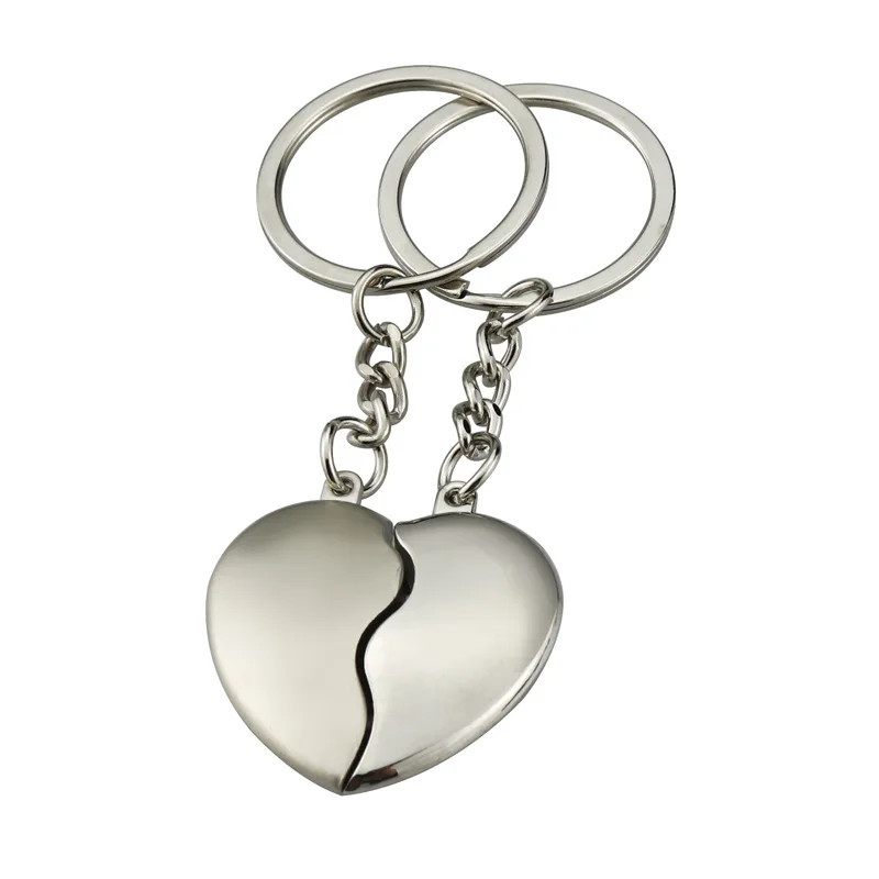 Customized Creative Black & White Heart- Shaped Metal Keychain Trendy Small Gift for Men & Women Customized Love Keychain