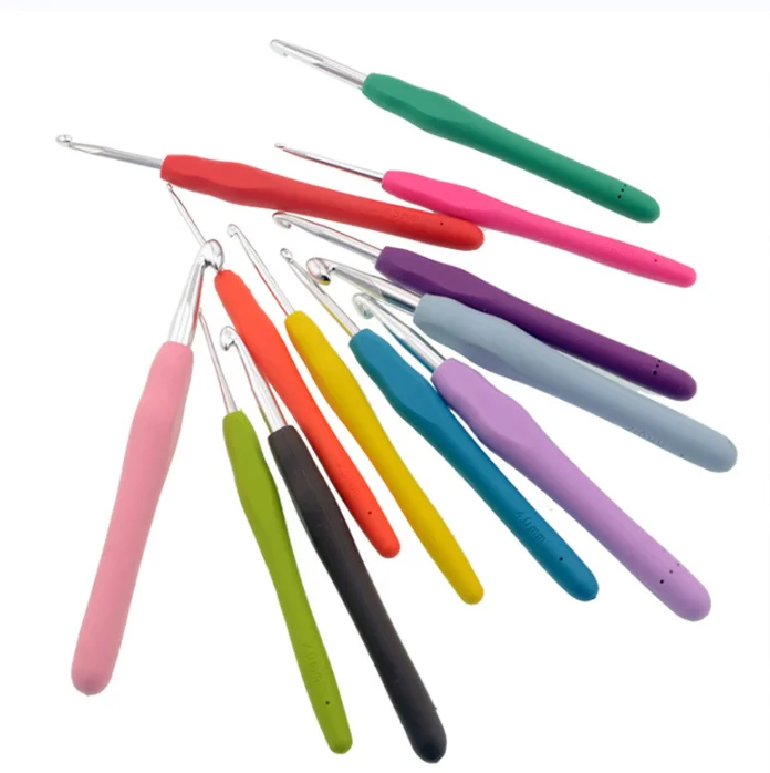 New Design 14 Pcs/set TPR Crochet Hook Set Crochet Tool Set Wool Needle With Ergonomic Design