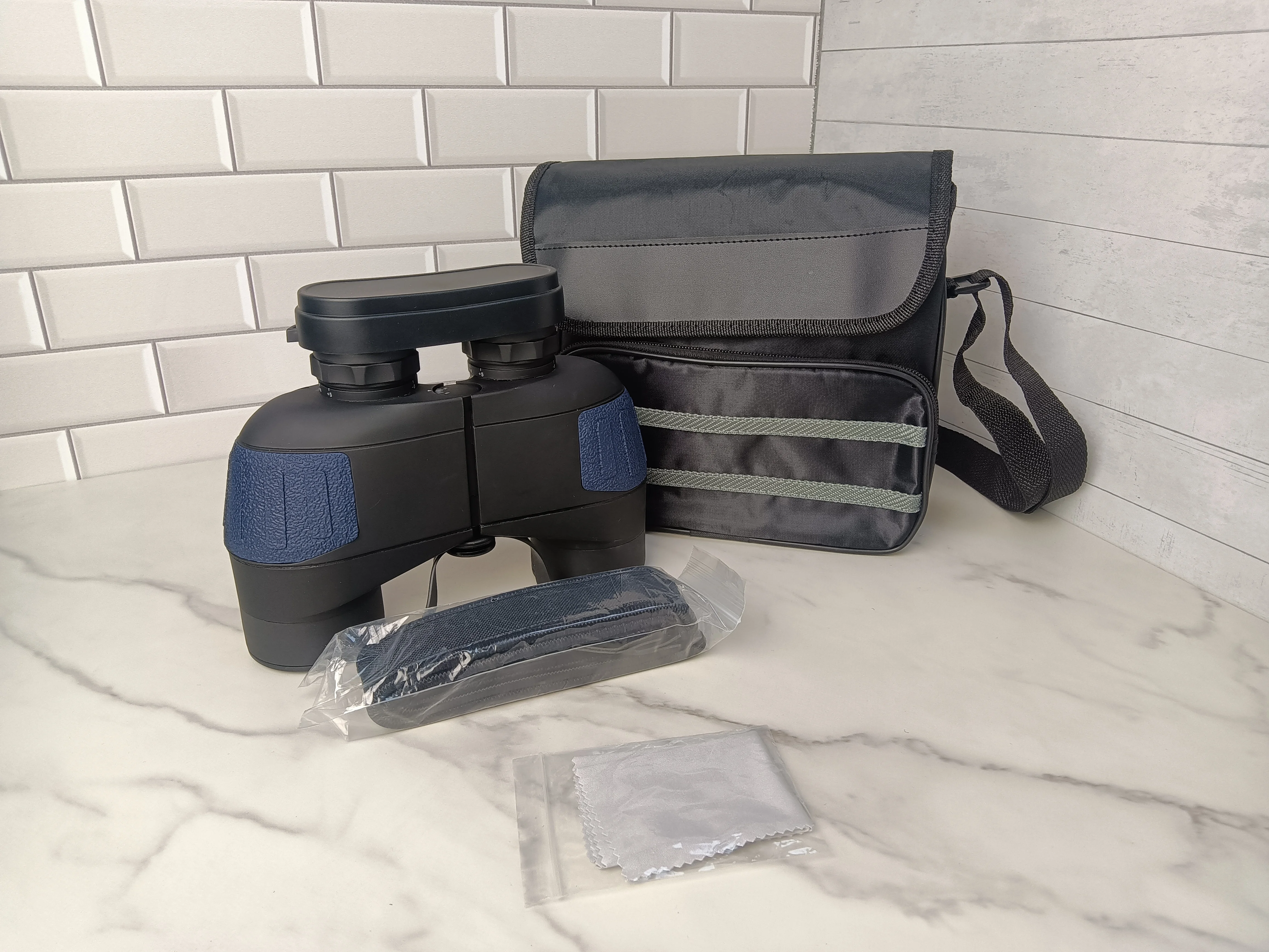 Camping Equipment Binoculars with 7 Times Magnification Waterproof Night Vision Outdoor Telescope