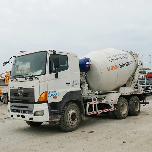  Hino б/у 700 Автобетоносмеситель сильная мощность используется бетономешалка