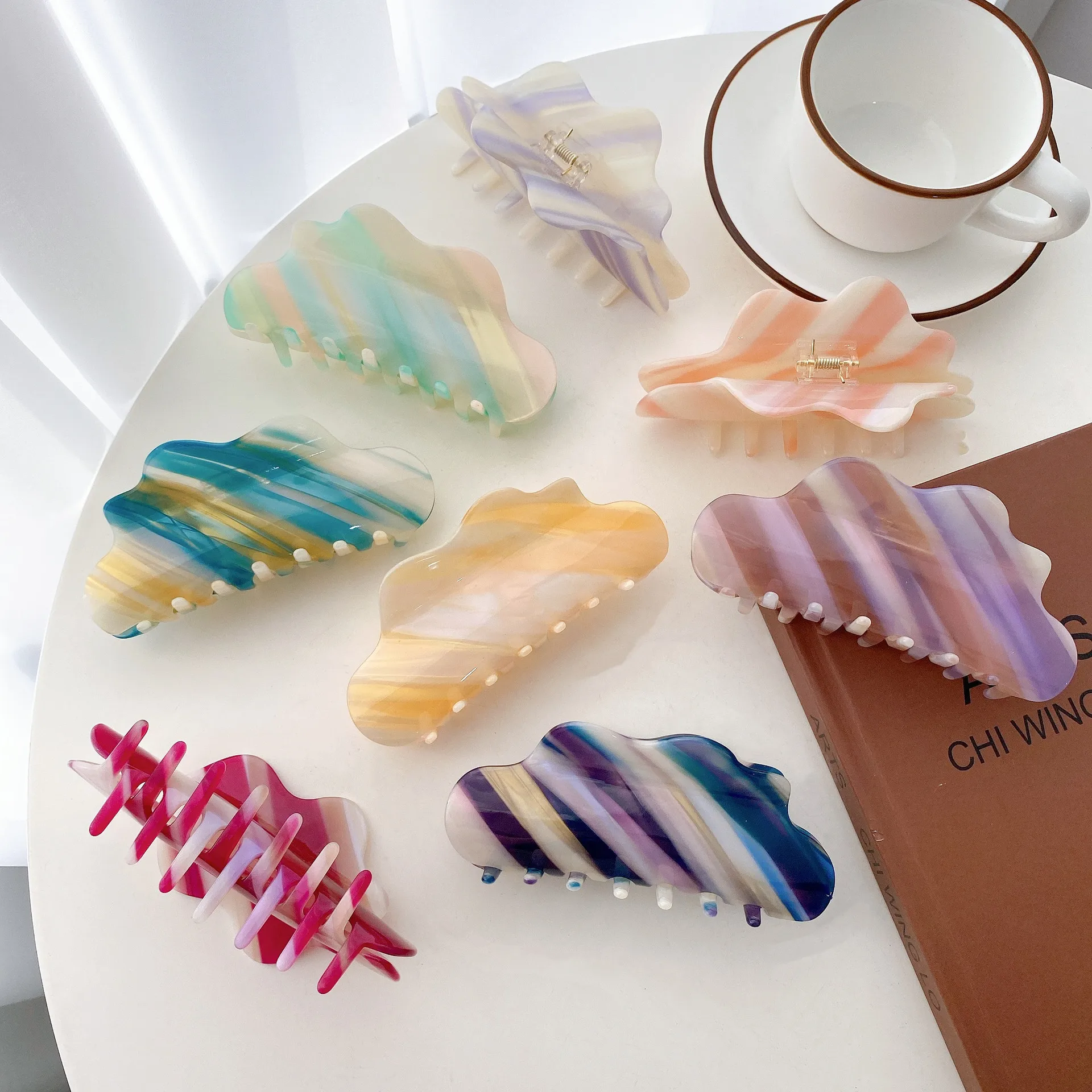 13cm  New Design Colorful Rainbow Large Hair Claw Clip Cellulose Acetate Gradient Hair Claw Clips for Girls