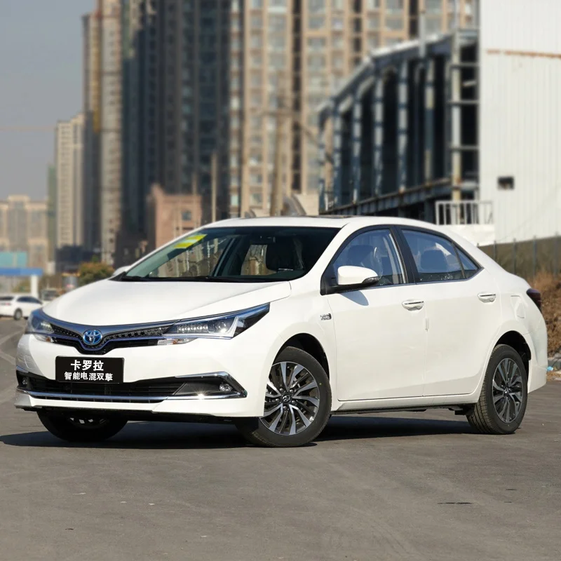 2024 4-дверный 5-местный компактный автомобиль Toyota Corolla с гибридным двойным двигателем объемом 1 8 л