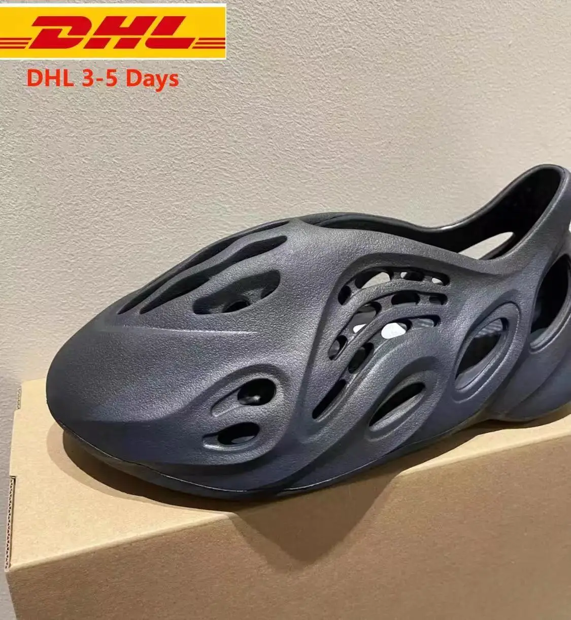 Latest Stylish Summer Custom Indoor House Slippers Unisex Yeezy Slipper Slide Yezzy Foam Runner