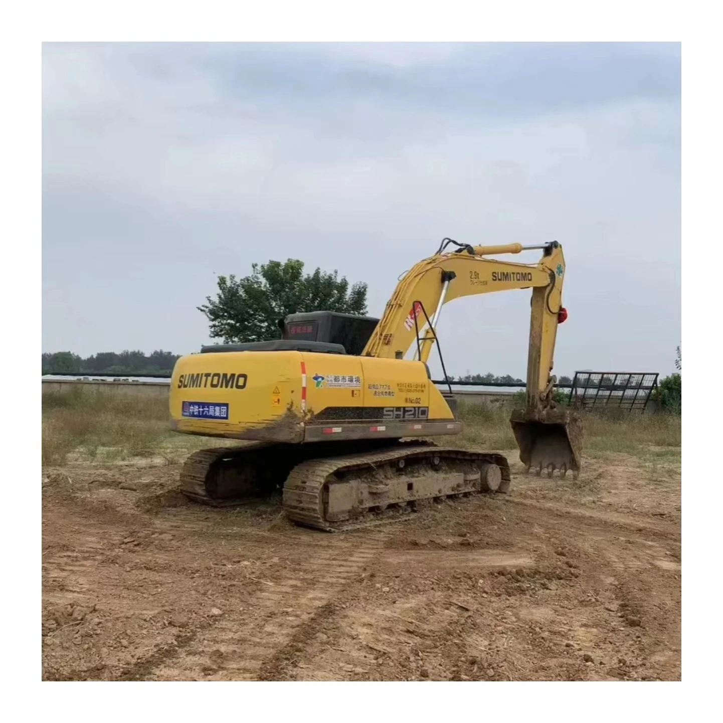global hot sales sumitom o SH210-5 original used excavator sold a lower price
