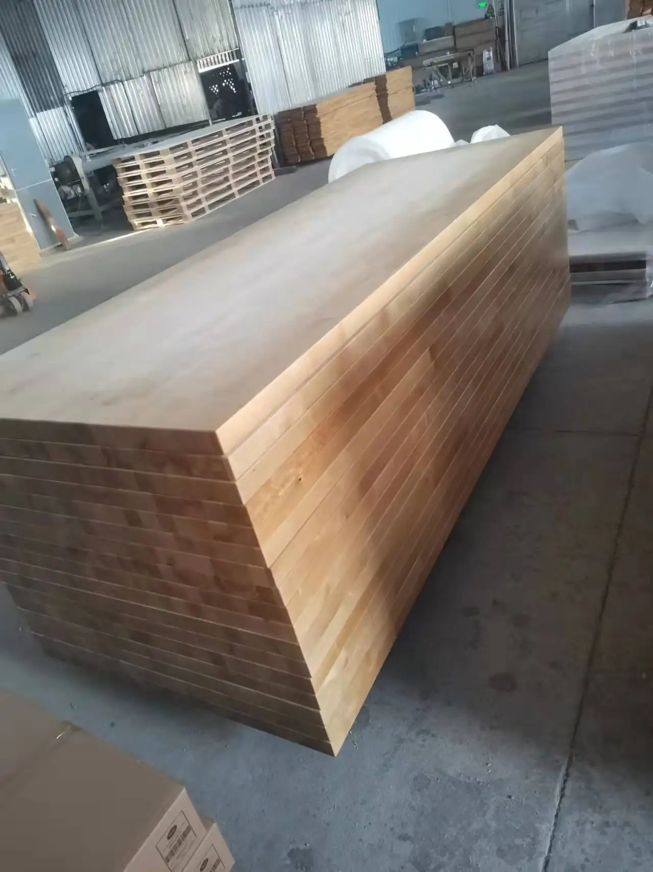 Factory Sell Solid Wood Board Edge Glued Wooden Panels Finger Joint Wood Board