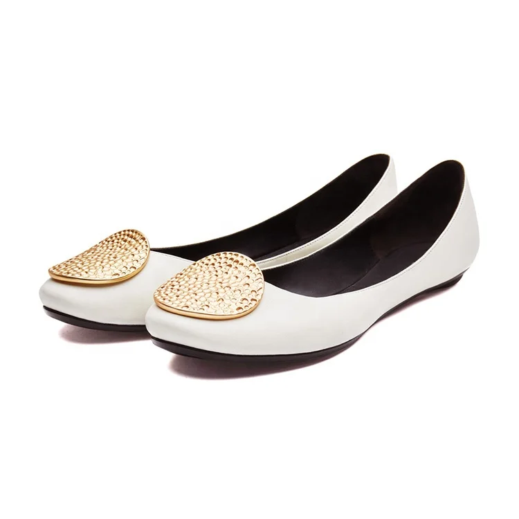 
New trend womens flat foldable slip on shoes leather metal charm ballet white flat shoes 