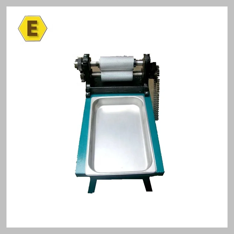 Electric beeswax foundation roller machine fully automatic comb foundation machine