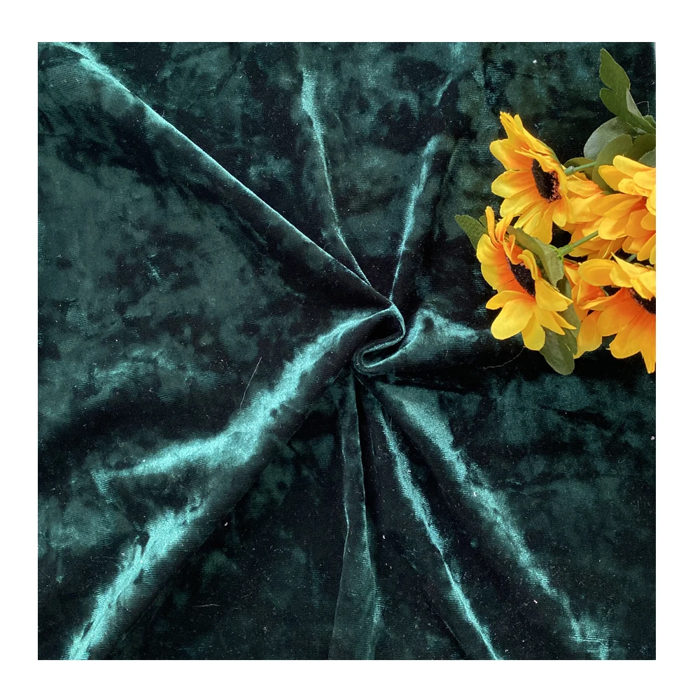 
2021 Wholesale Custom Style Polyester Warp Dyed Luxury Silk Velvet Fabric for Garment 