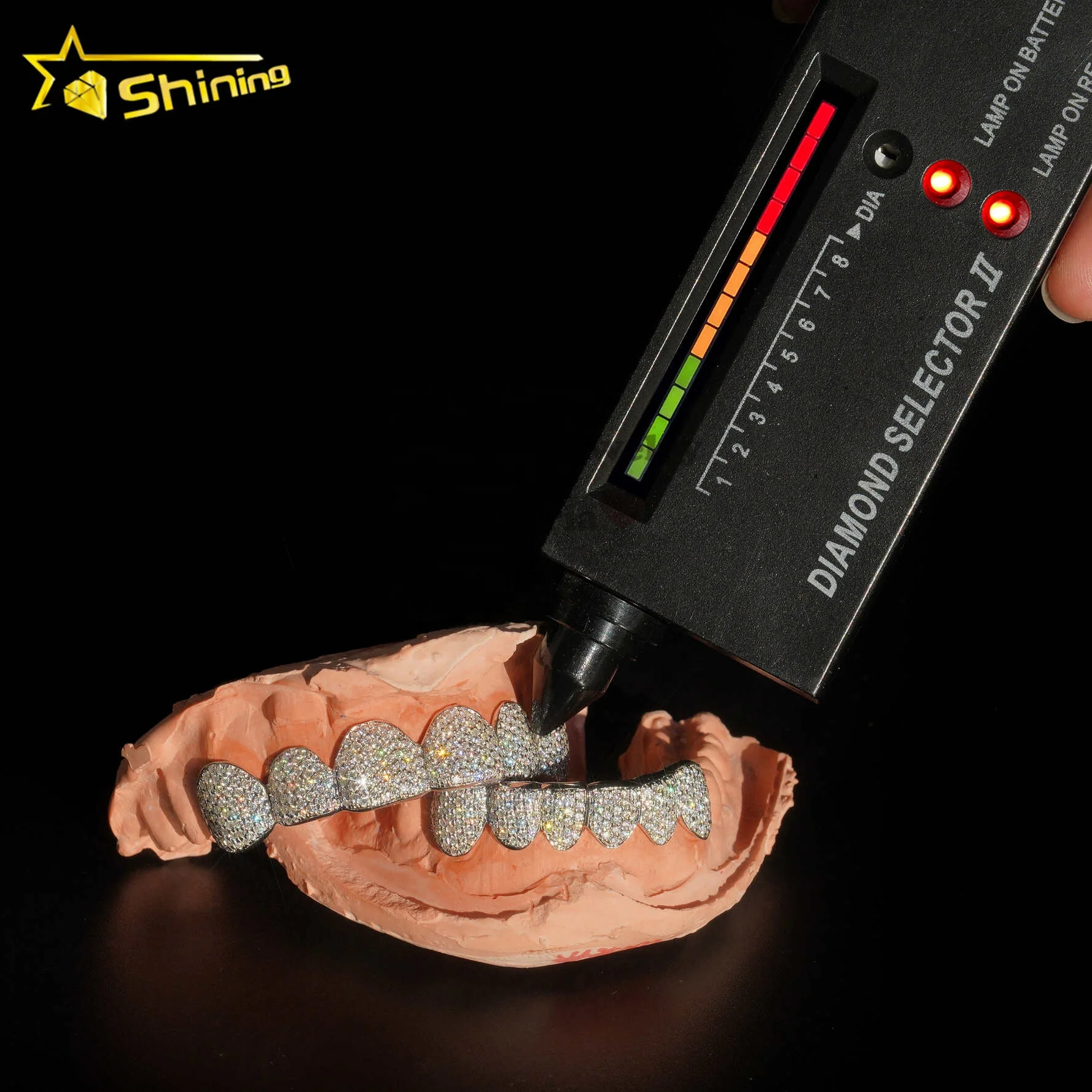 Custom Fashion Hip Hop Jewelry 925 Sterling Silver Iced Out VVS Diamond Round Cut Moissanite Teeth Grillz For Mens