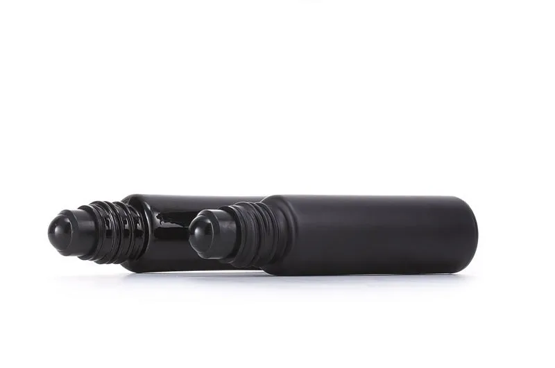 High Quality 10ml Cosmetic Packaging Shiny Black Roll On Bottle 10 ml Essential Oil Frosted Black Glass Roller Perfume Bottle