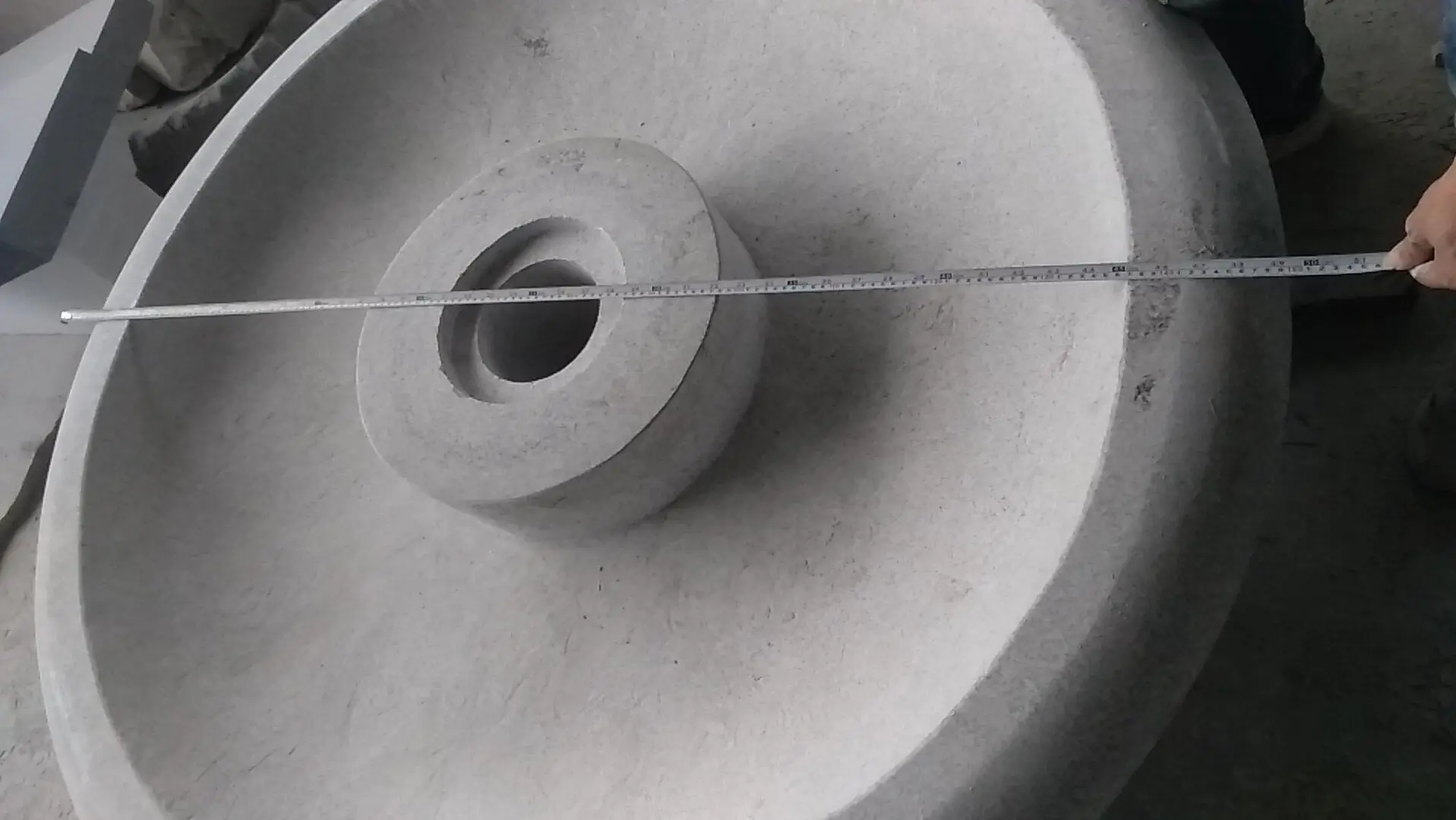 Fish body granite fountain water fountain outdoor garden fountains