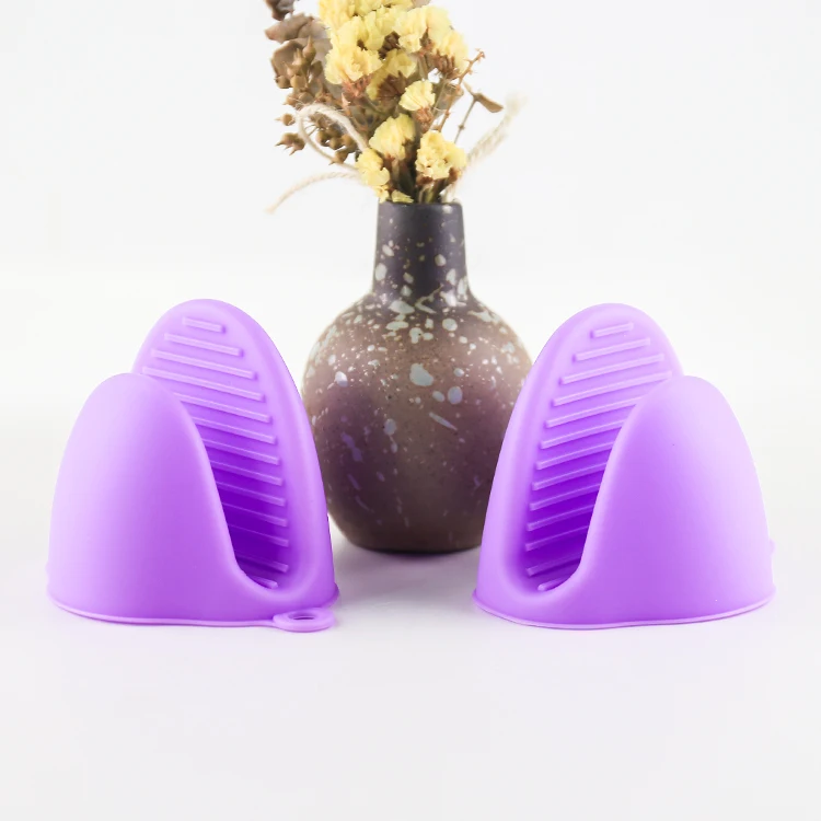 
30% off heat resistant silicone Mini Silicone Kitchen Gloves Waterproof Heated Resistant Oven Gloves 